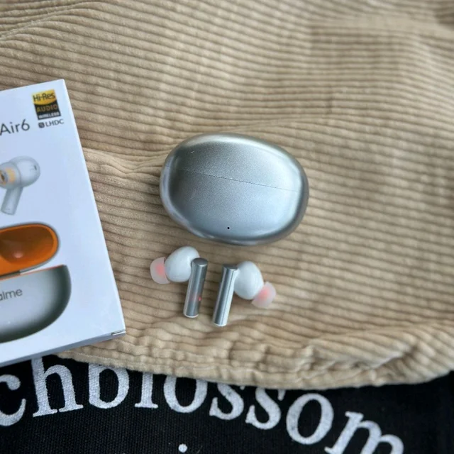 TWS True Wireless Stereo Headset, Ear Buds For IPhone/Android/iOS, Touch Contro With Charging Case, Wireless Earphones With Charging Case - Silver