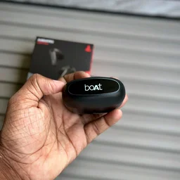 Original boAt Airdopes 200 Plus