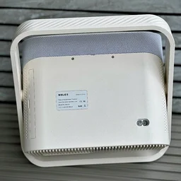 Smart Projector with Auto Focus & Auto Keystone