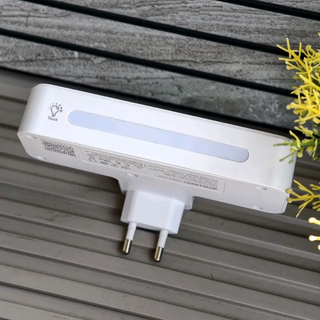 LDNIO 2500W Universal Power Strip with 20W PD Fast Charging, QC 3.0 USB Ports & Touch-Control Night Lamp