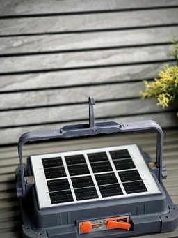 Kaiwage Eco-Friendly 1000W Solar Light with USB Power Bank