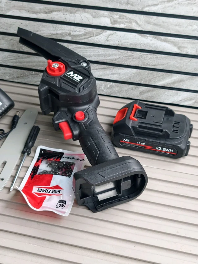 MZ CS72 Portable Mini Chainsaw Kit with Hard Storage Case