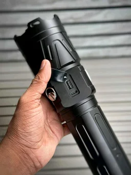 MZ M250 High-Power Tactical Flashlight Kit – 100W, 6000 Lumens, Rechargeable