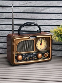 Rock Light S 586 Vintage Style AM/FM/SW Radio with Analog Clock