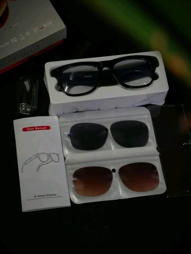 XK One Pro AI Smart Glasses with HD Video Recording, Real-Time Language Translation & AI Voice Assistant - Includes 3 Sets of Lenses