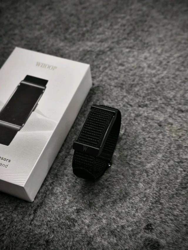 WHOOF® Smart Fitness Band with Dual Sensors & Activity Tracking