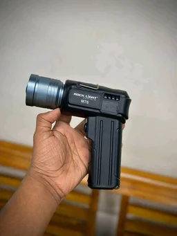 Rock Light M76 100W Tube LED Handlamp – Zoomable & Rechargeable Pistol Grip Torch