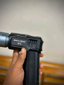 Rock Light M76 100W Tube LED Handlamp – Zoomable & Rechargeable Pistol Grip Torch