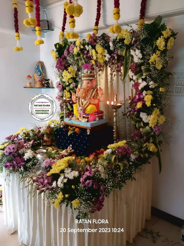 Ratan Flora Fresh Flowers Ganpati Decoration