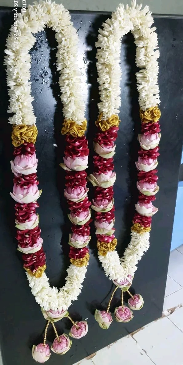 Lotus  Flower Garland 