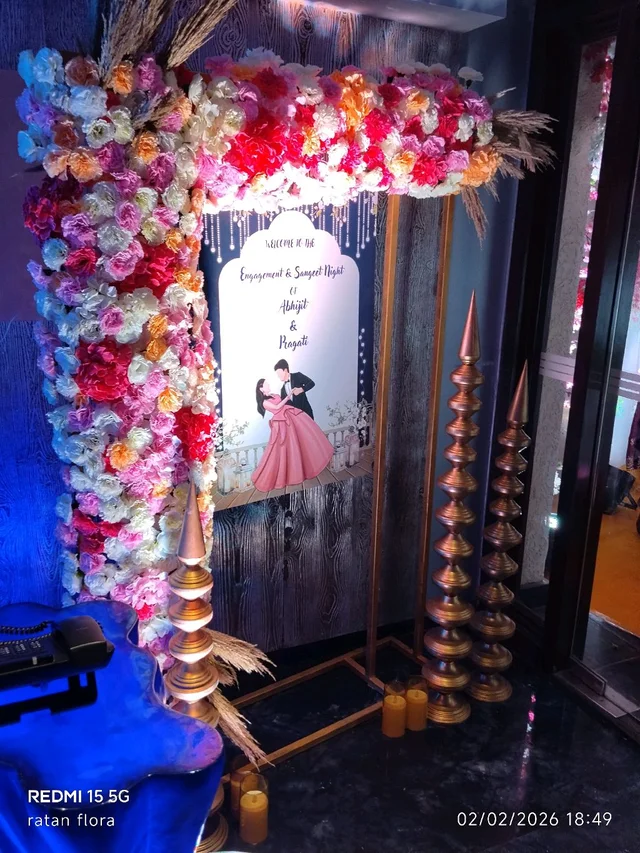 Welcome Bord Decoration Artificial Flower & Light 