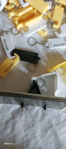 Gillcart Mobile Stand Keychain