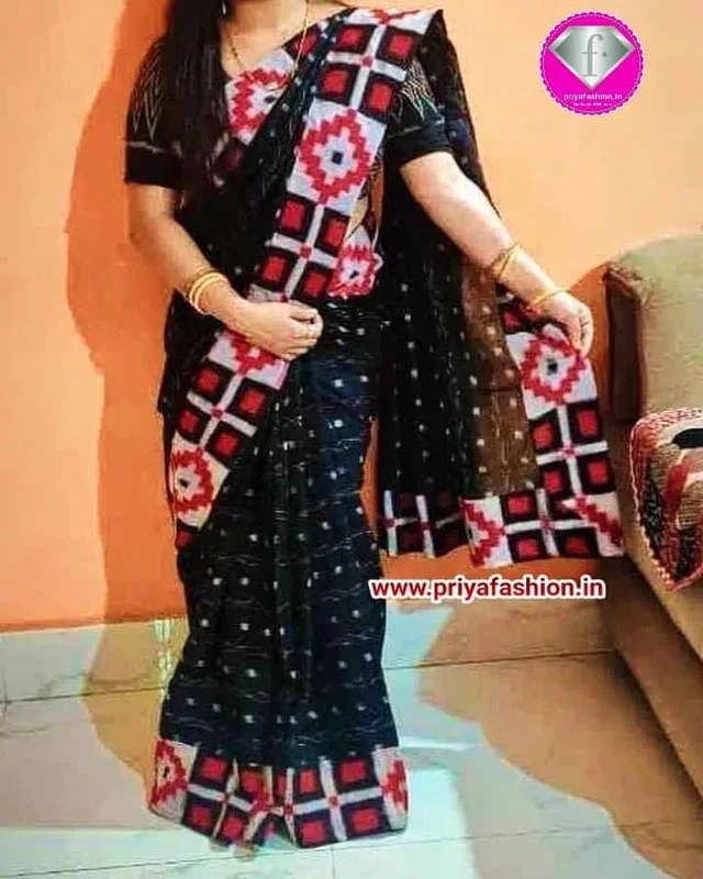 100906 Sambalpuri Handloom Cotton Patchwork Saree With Blause - Black