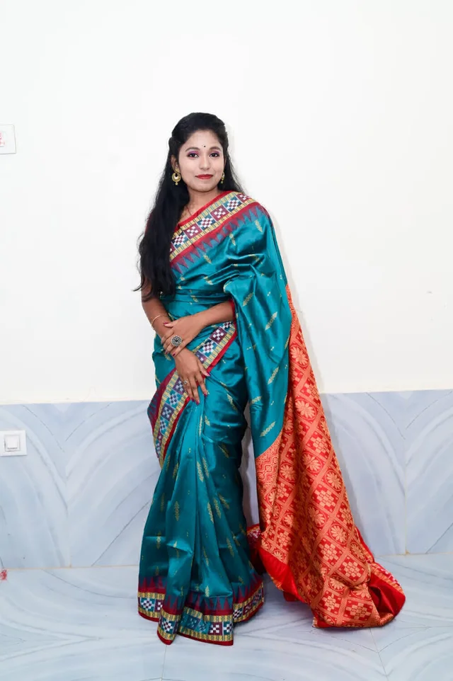 101751 Silk Pata Saree With Blouse