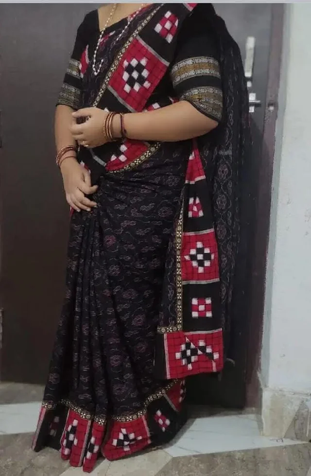 102022 Sambalpuri Handloom Patchwork Saree With Blause