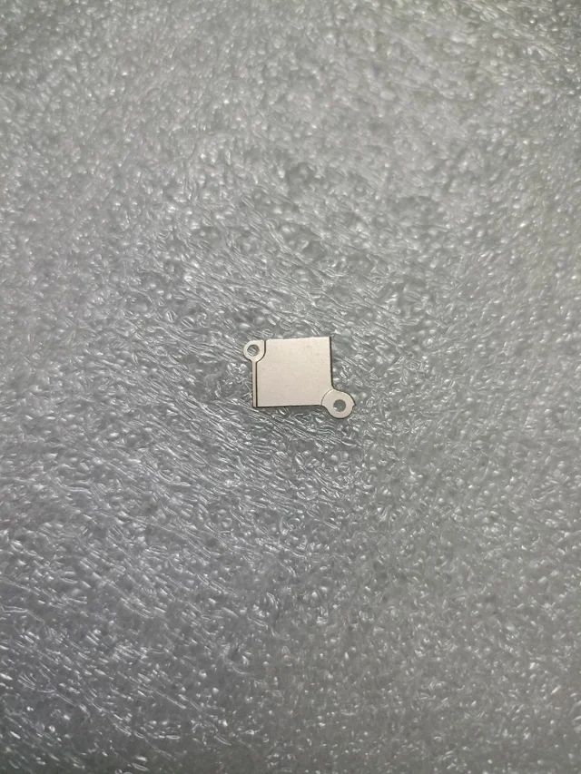 Apple For iPhone 14 Pro Battery Shield Cap Clip Patti Metal Plate Flex Cable Lock Holder