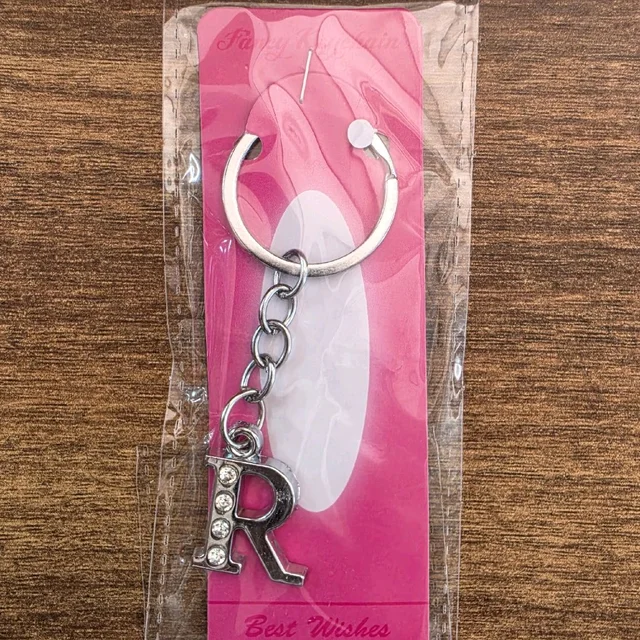 Keychain Capital Letter R