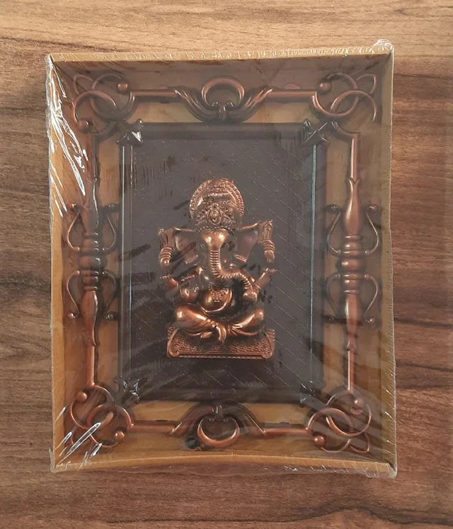 Lord Vinayaka Hanging Photo Frame