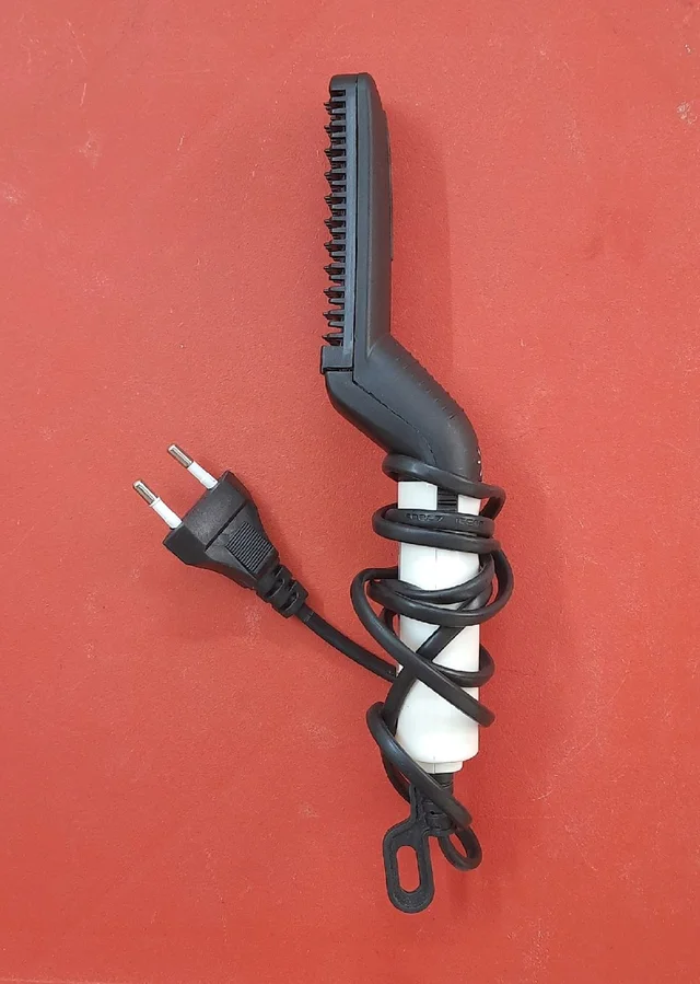 Modelling Comb Second Generation
