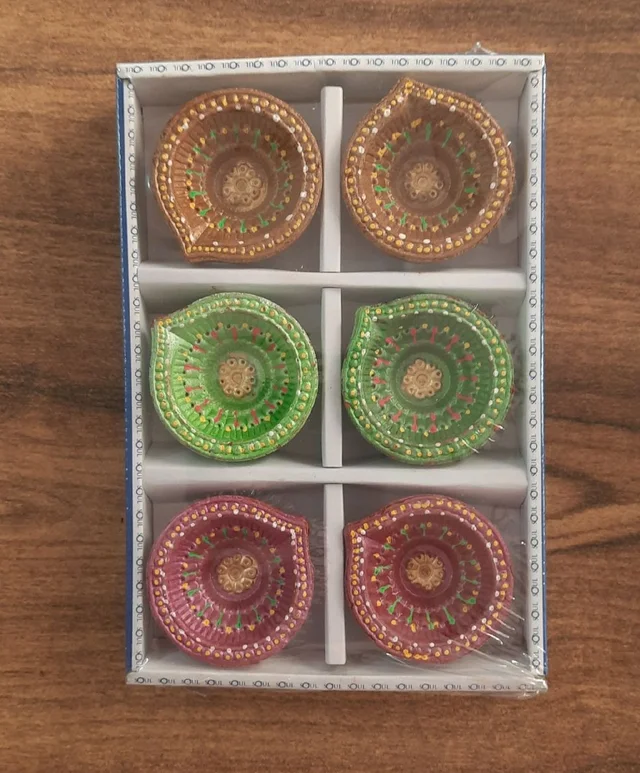 Handicrafted Matki Diyas Pack Of 6