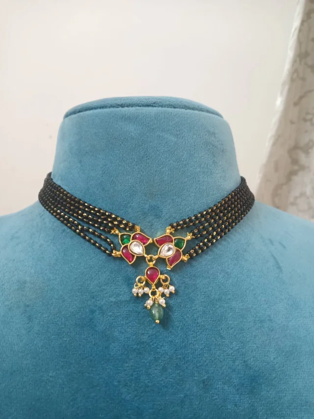 Jadau kundan Black beads choker (jkbb)(11123)