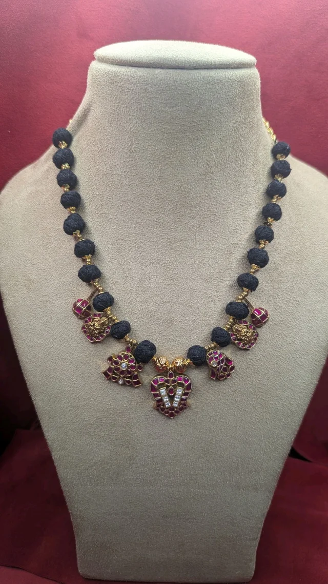real gold look jadua kundan black beads (11114)