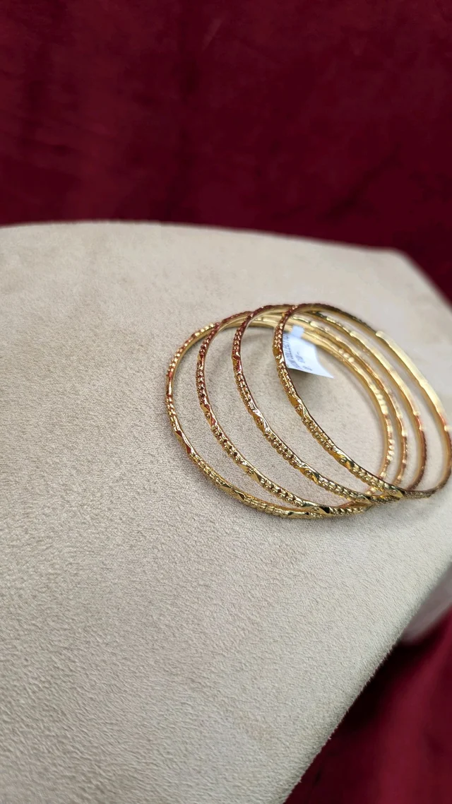 gold look bangles (11632)