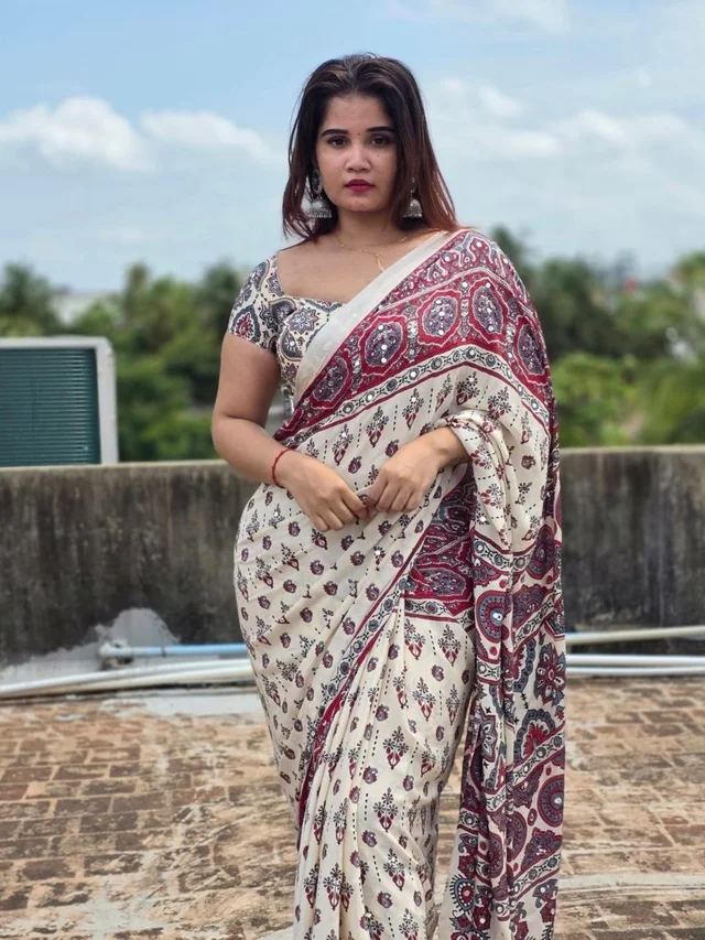 Gorgeous Josceline Ma’am Inspired Off-White Ajrak Mirror Work Saree 🔥 - Free, Off white