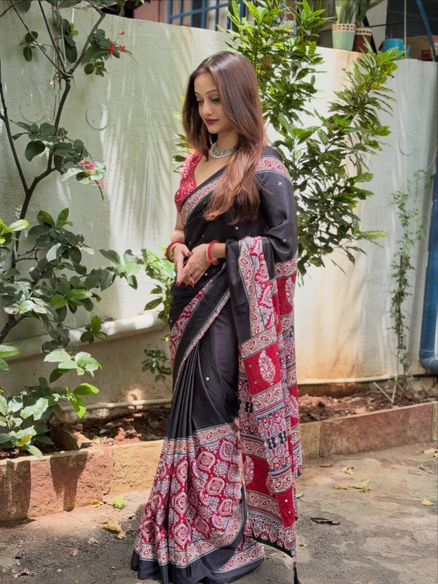 Celebrity Manasi Naik Inspired Red & Black Ajrakh Mirror Work Saree | Celebrity Inspired Designer Saree - Free