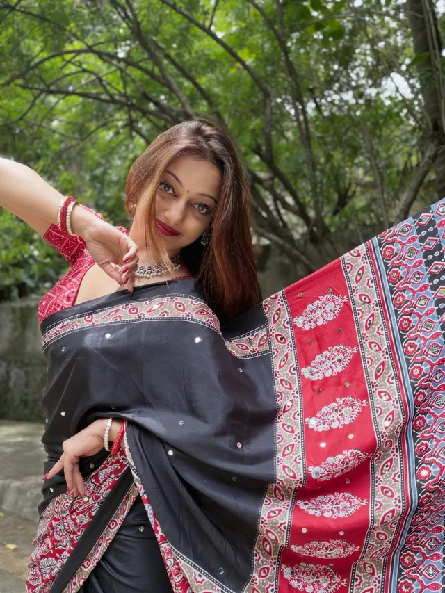 Celebrity Manasi Naik Inspired Red & Black Ajrakh Mirror Work Saree | Celebrity Inspired Designer Saree - Free