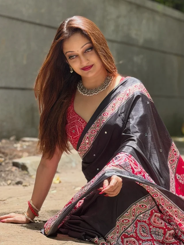 Celebrity Manasi Naik Inspired Red & Black Ajrakh Mirror Work Saree | Celebrity Inspired Designer Saree