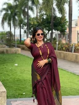 Jyotsna gaikwad Inspired Khadi Cotton Saree with Heavy Jari Pallu | Soft Cotton Traditional Festive Wear Saree with Running Blouse | Maroon - Free, MAROON