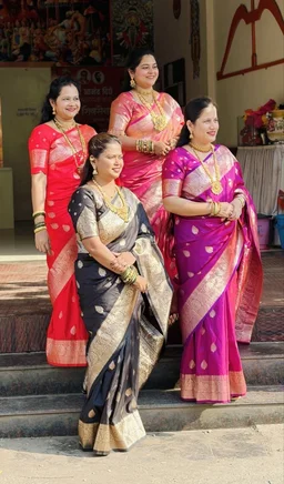 Pure Grace: Soft Banarasi Silk Saree with Gold Zari Motifs & Contrast Weaving Border - FREE, Firozi Blue