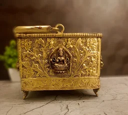 DecorsOne Premium Brass Square Ashtalakshmi Pooja Basket | 8 Forms of Wealth Flower Tokri for Daily Puja & Vastu