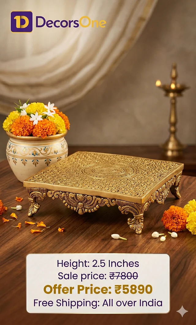 DecorsOne Brass Designed Chowki Stand 2.5"