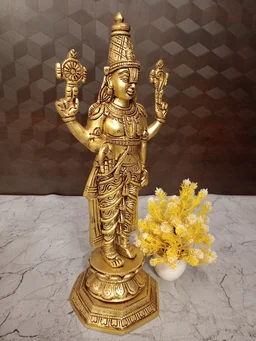 DecorsOne Brass Venkateshwara Idol For Pooja