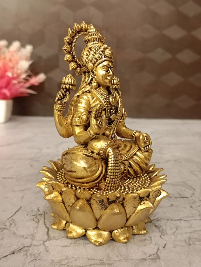 DecorsOne Brass Fine Art Lakshmi Sitting On Lotus Statue