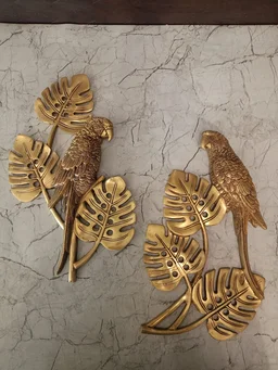 DecorsOne Brass golden parrot with leaves wall decor