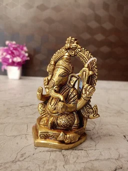 DecorsOne Brass Arch Ganesha Statue For Pooja And Offices / Pure Antique and handicraft Idol