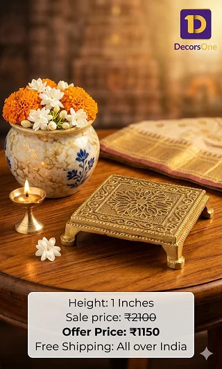 DecorsOne Brass Square Floral Chowki 1''