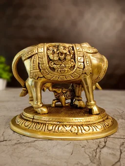 DecorsOne Brass Cow And Calf Idol With Ganesha Lakshmi 5.5''