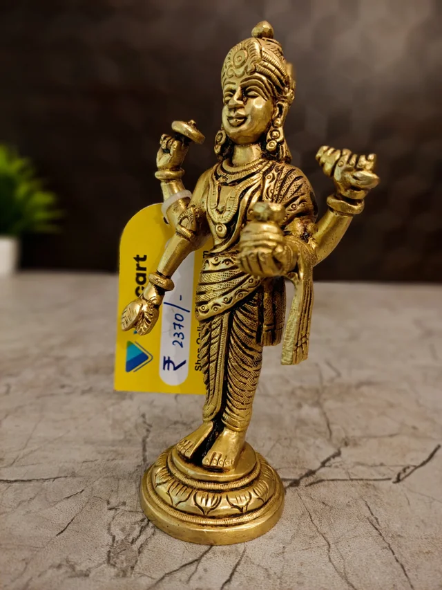 DecorsOne Brass Dhanvantari Idol 6"