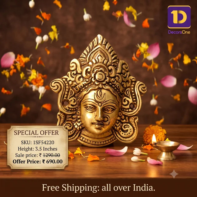 DecorsOne Brass Durgai face Small Wall Mount