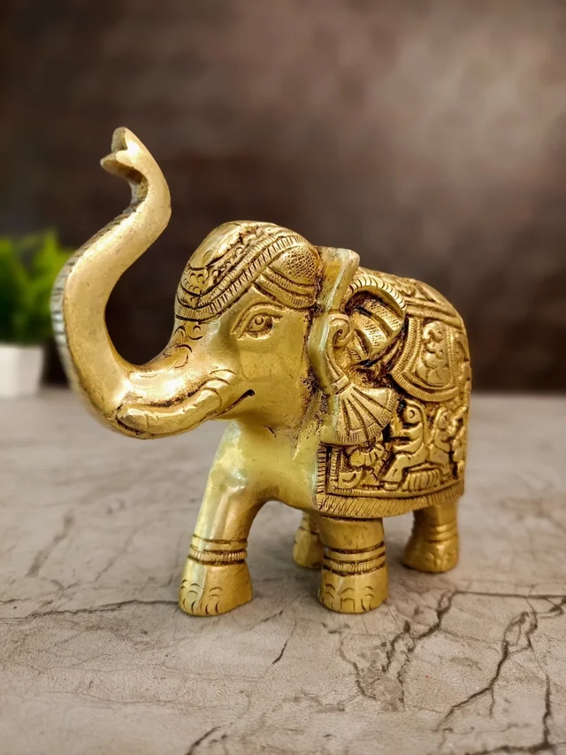 DecorsOne Brass Elephant Idol 4.5"