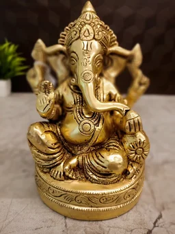 DecorsOne Brass Sofa Ganesha Idol 7"