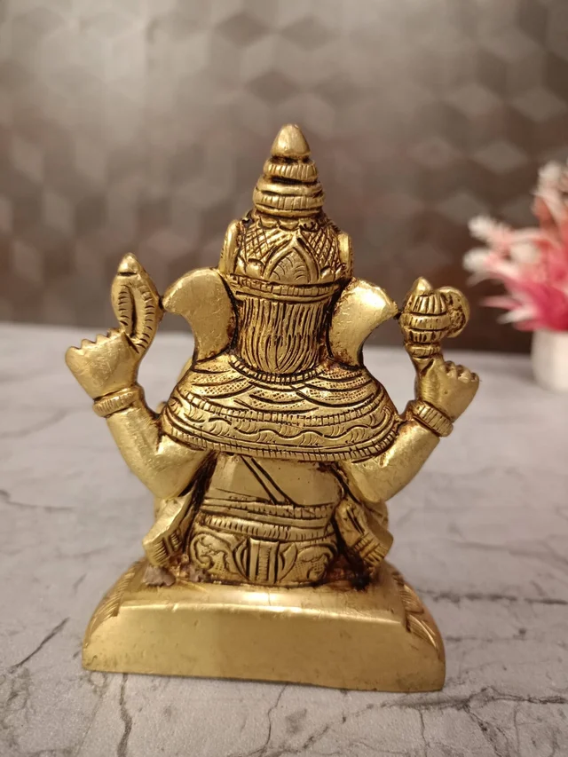 DecorsOne Buy Brass Superfine Ganesha Statue For Pooja / Pure Antique And Handicraft Idol