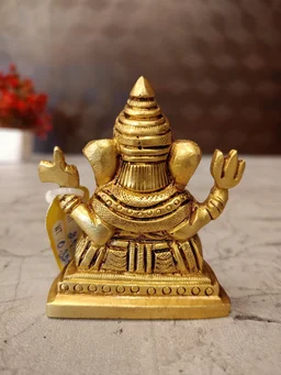 DecorsOne Brass Small ganesha With Designer Base / Embrace Divine Blessings with Our Masterfully Crafted Brass Ganesha Murthi Idol