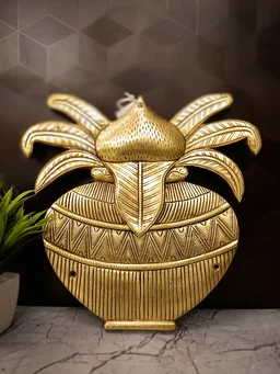 DecorsOne Brass Wall Mount Kalasam Idol 9.5"