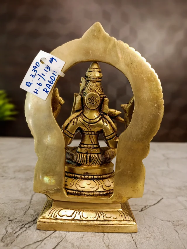 DecorsOne Brass Kamatchi Amman With Thiruvachi - 6''