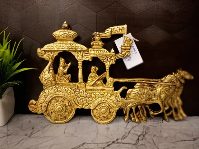 DecorsOne Brass Karnan In Chariot Wall Mount 6.5''
